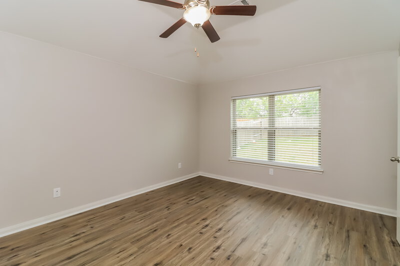 2,205/Mo, 1605 Conley Ln Crowley, TX 76036 Main Bedroom View