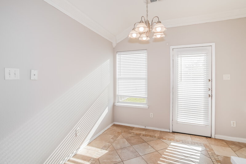 2,270/Mo, 10440 Fossil Hill Dr Fort Worth, TX 76131 Dining Room View