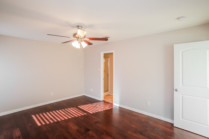 2,270/Mo, 10440 Fossil Hill Dr Fort Worth, TX 76131 Main Bedroom View 2