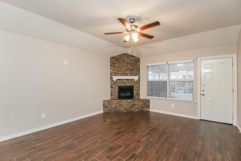 2,145/Mo, 745 Poncho Ln Fort Worth, TX 76052 Living Room View 2