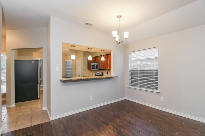 2,145/Mo, 745 Poncho Ln Fort Worth, TX 76052 Dining Room View