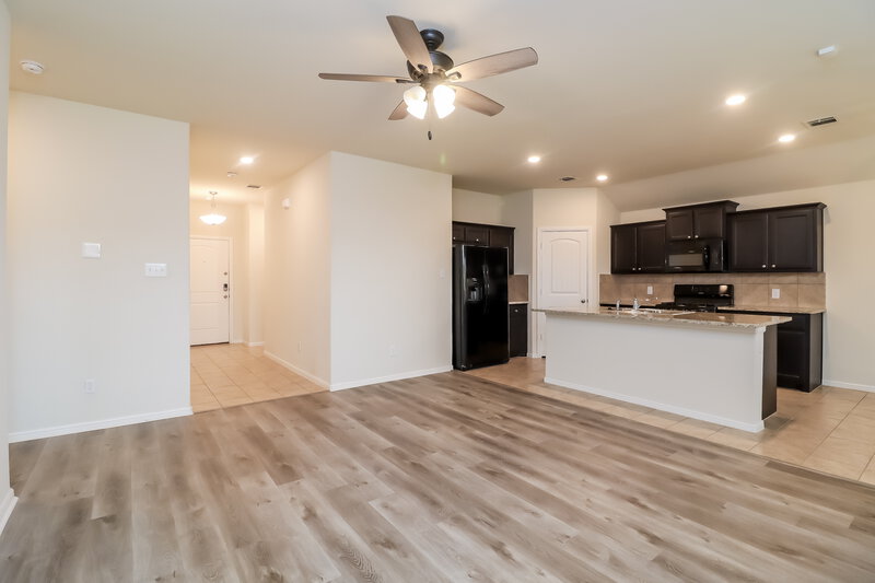 2,215/Mo, 844 Wylie St Crowley, TX 76036 Living Room View 3