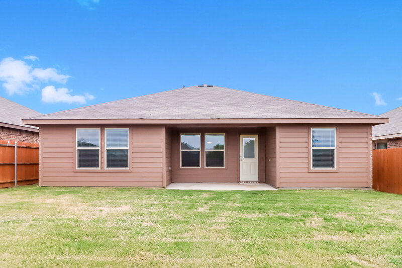 2,215/Mo, 844 Wylie St Crowley, TX 76036 Rear View