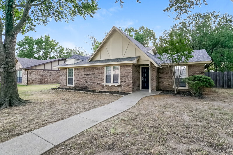 2,465/Mo, 1909 Wisteria St Denton, TX 76205 External View