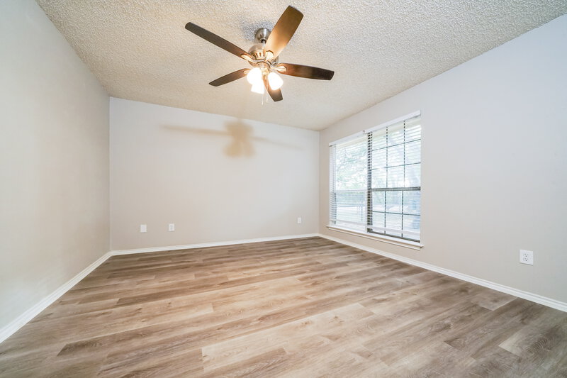2,465/Mo, 1909 Wisteria St Denton, TX 76205 Main Bedroom View 2