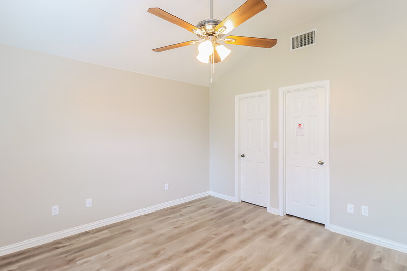 2,165/Mo, 1301 Rumfield Rd White Settlement, TX 76108 Main Bedroom View
