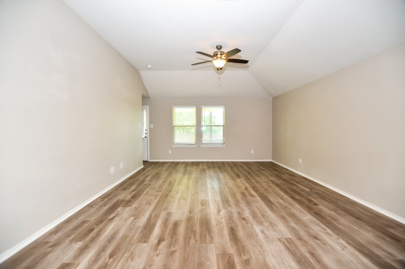 1,890/Mo, 4713 Joshua Dr Sanger, TX 76266 Living Room View 2