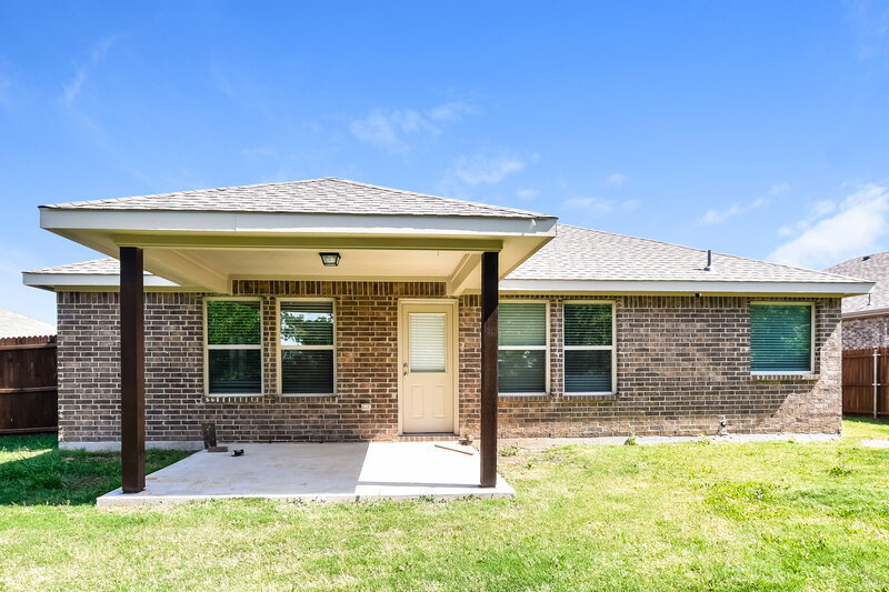 1,890/Mo, 4713 Joshua Dr Sanger, TX 76266 Rear View