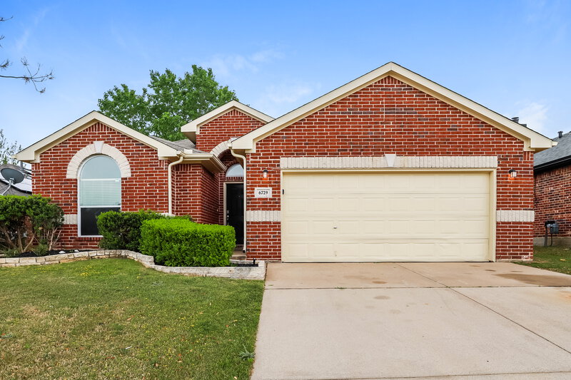 2,030/Mo, 6729 Sierra Madre Dr Fort Worth, TX 76179 External View