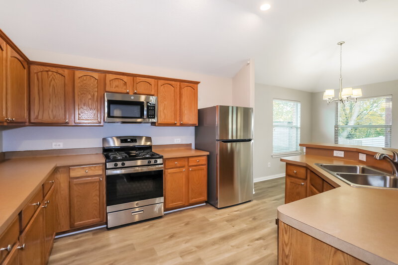 2,030/Mo, 6729 Sierra Madre Dr Fort Worth, TX 76179 Kitchen View 2