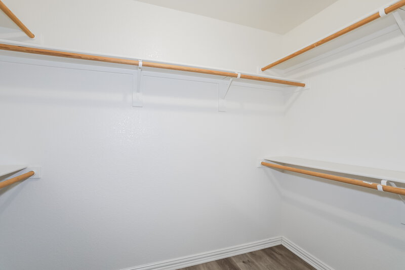 2,030/Mo, 6729 Sierra Madre Dr Fort Worth, TX 76179 Walk In Closet View