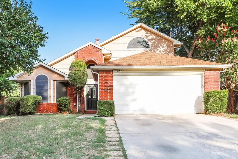 2,185/Mo, 2607 Mountainview Dr Corinth, TX 76210 External View