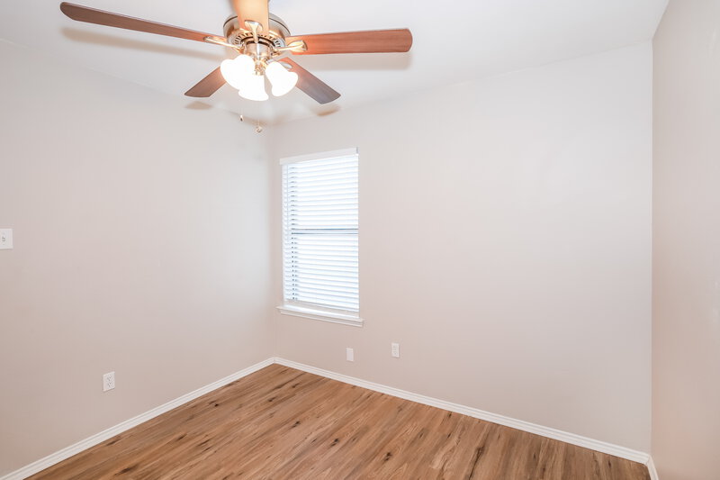 2,185/Mo, 2607 Mountainview Dr Corinth, TX 76210 Bedroom View
