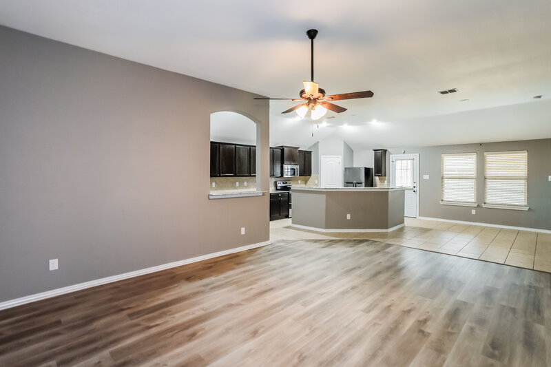 2,325/Mo, 4520 Rockmill Trl Fort Worth, TX 76179 Living Room View 2