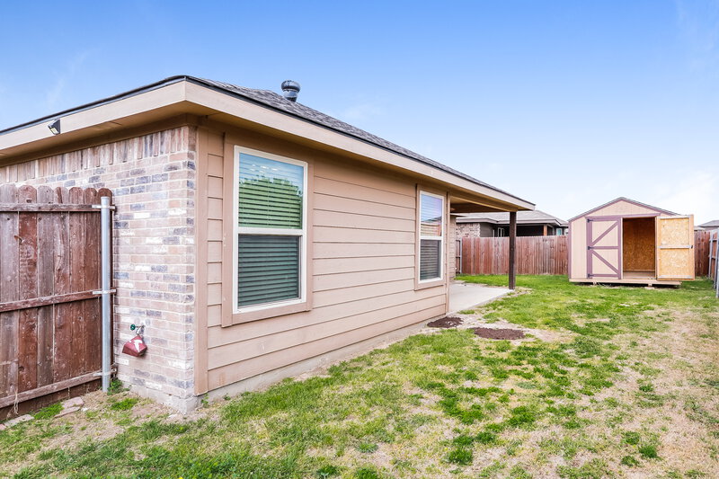 2,325/Mo, 4520 Rockmill Trl Fort Worth, TX 76179 Rear View