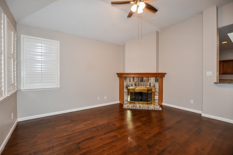 2,840/Mo, 3937 Silver Meadow Ln Grand Prairie, TX 75052 Bonus Room View 2