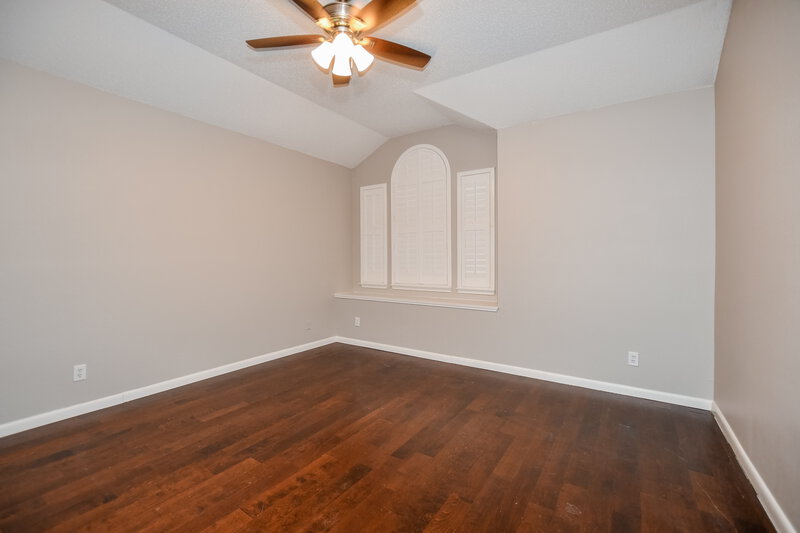 2,840/Mo, 3937 Silver Meadow Ln Grand Prairie, TX 75052 Main Bedroom View