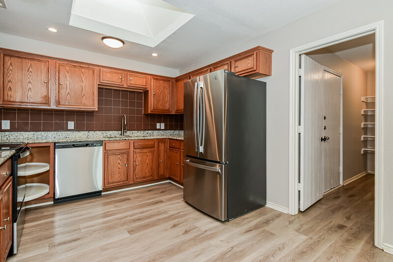 1,780/Mo, 204 Harvard Dr Princeton, TX 75407 Kitchen View