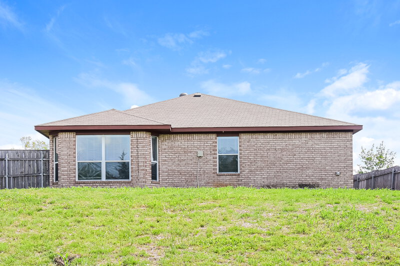 1,780/Mo, 204 Harvard Dr Princeton, TX 75407 Rear View