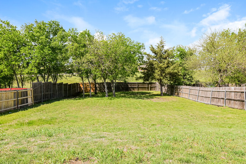 1,780/Mo, 204 Harvard Dr Princeton, TX 75407 Backyard View