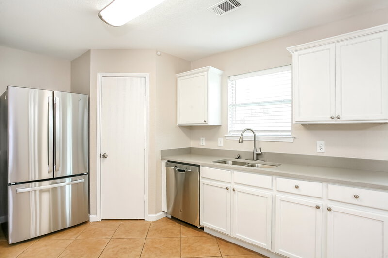 2,700/Mo, 2016 Dove Xing Melissa, TX 75454 Kitchen View 2