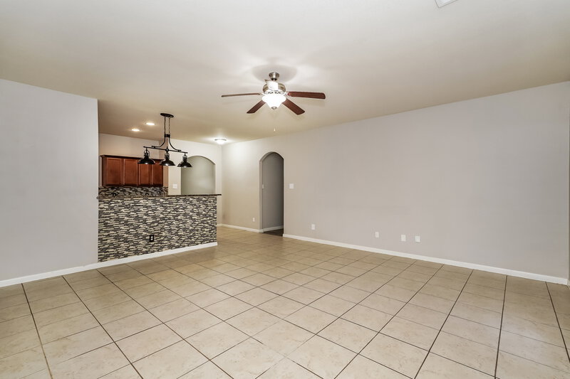 2,180/Mo, 4204 Tower Ln Crowley, TX 76036 Living Room View 3