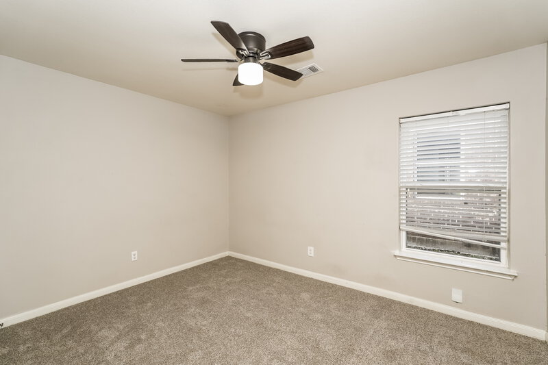 2,180/Mo, 4204 Tower Ln Crowley, TX 76036 Bedroom View 2