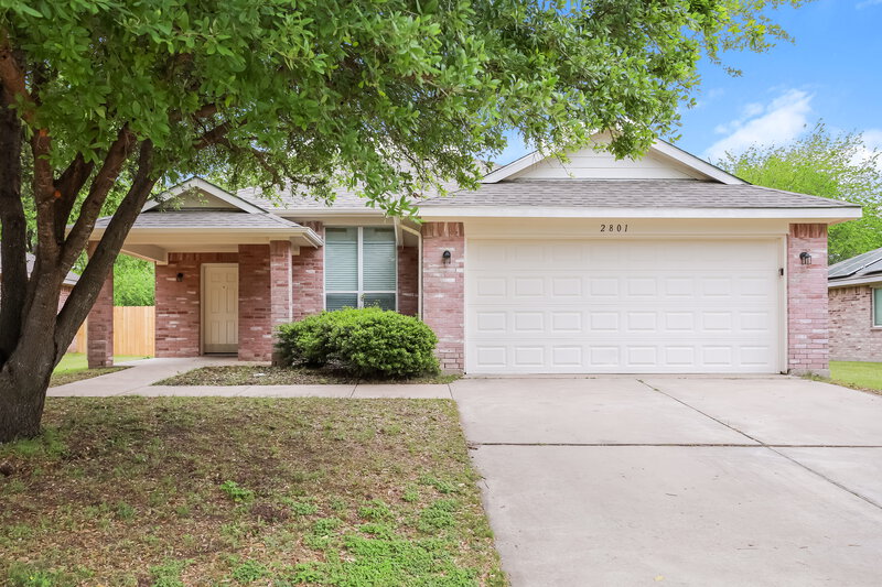 2,215/Mo, 2801 Stockton St Denton, TX 76209 External View