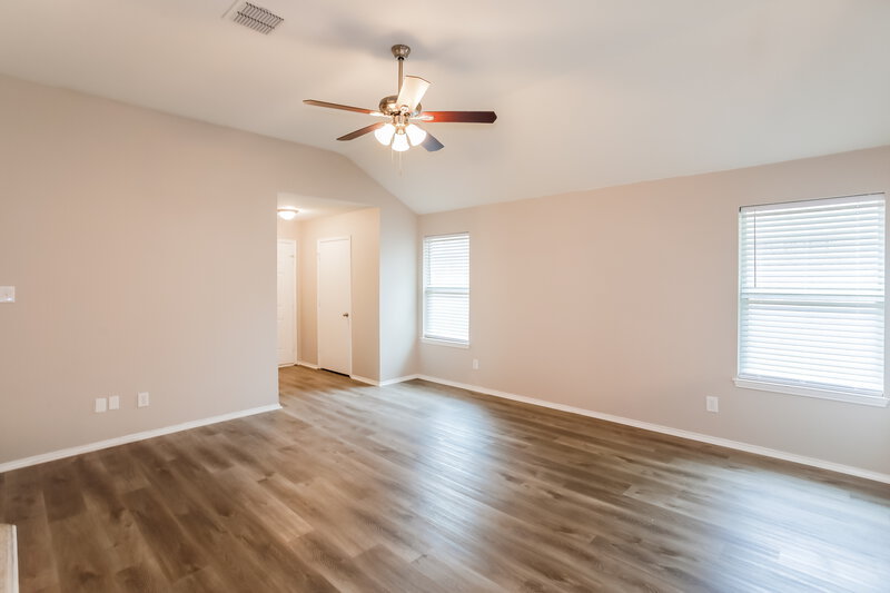 2,215/Mo, 2801 Stockton St Denton, TX 76209 Living Room View