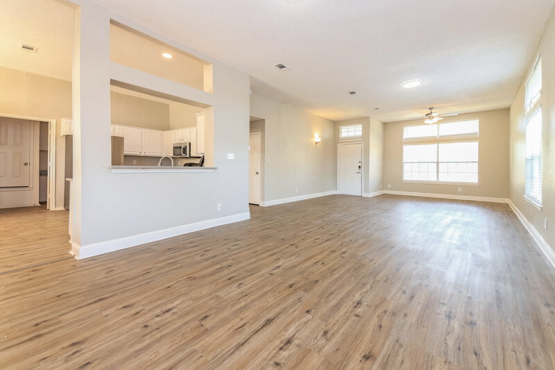 3,060/Mo, 4906 Clay Dr Rowlett, TX 75088 Living Room View 3