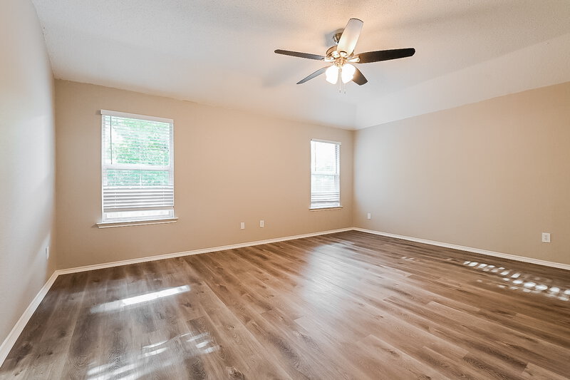 2,140/Mo, 721 Silverleaf Ct Royse City, TX 75189 Main Bedroom View