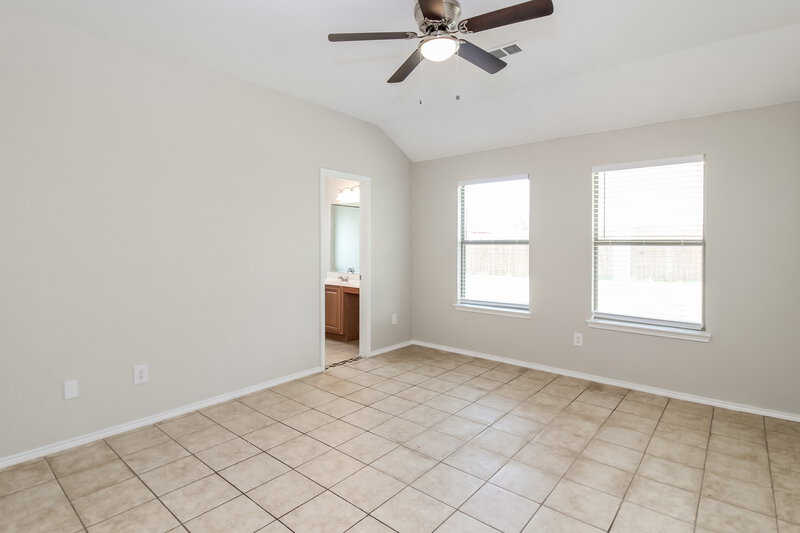 2,025/Mo, 129 Arbordale Way Princeton, TX 75407 Main Bedroom View