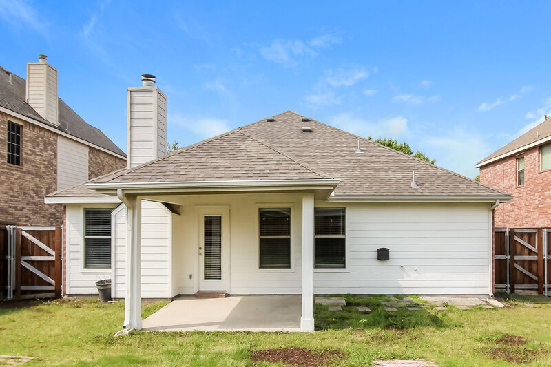2,025/Mo, 129 Arbordale Way Princeton, TX 75407 Rear View