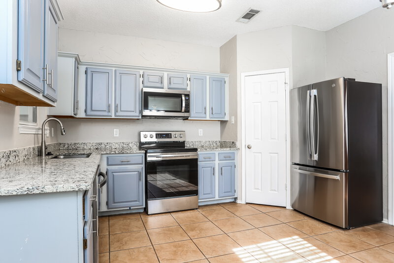 3,500/Mo, 923 Grasswood Dr Arlington, TX 76017 Kitchen View