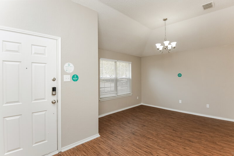 2,140/Mo, 224 Lincoln Ln Crowley, TX 76036 Dining Room View
