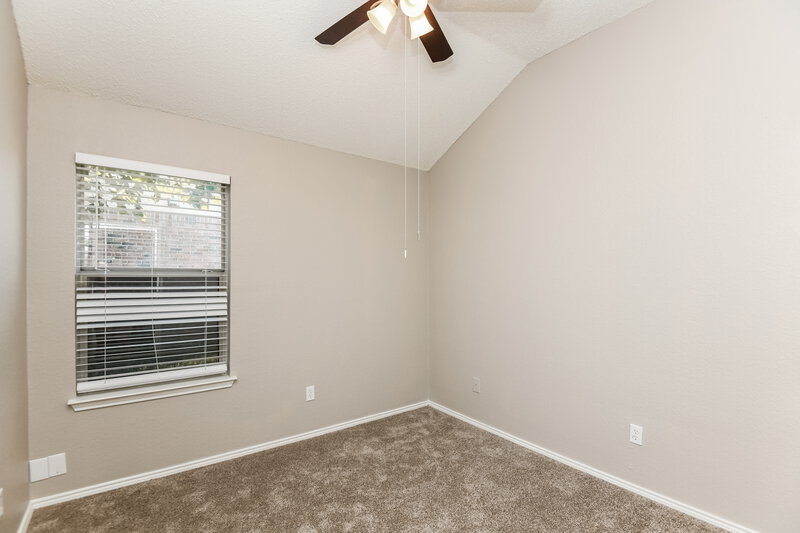 2,140/Mo, 224 Lincoln Ln Crowley, TX 76036 Bedroom View