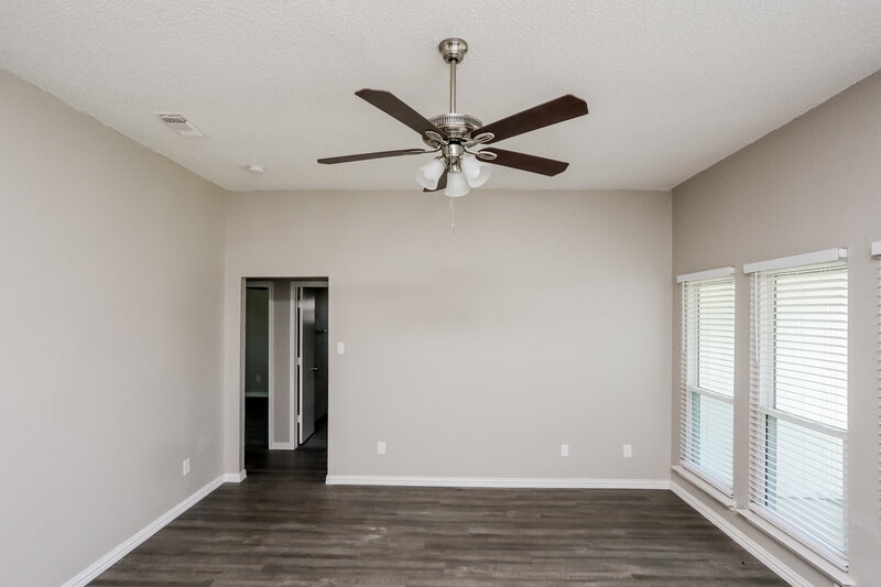 2,195/Mo, 2918 Valley Cir Lancaster, TX 75134 Bedroom View 3