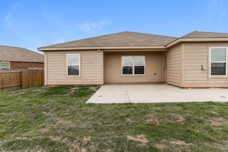 1,880/Mo, 111 Cottonwood Dr Princeton, TX 75407 Rear View