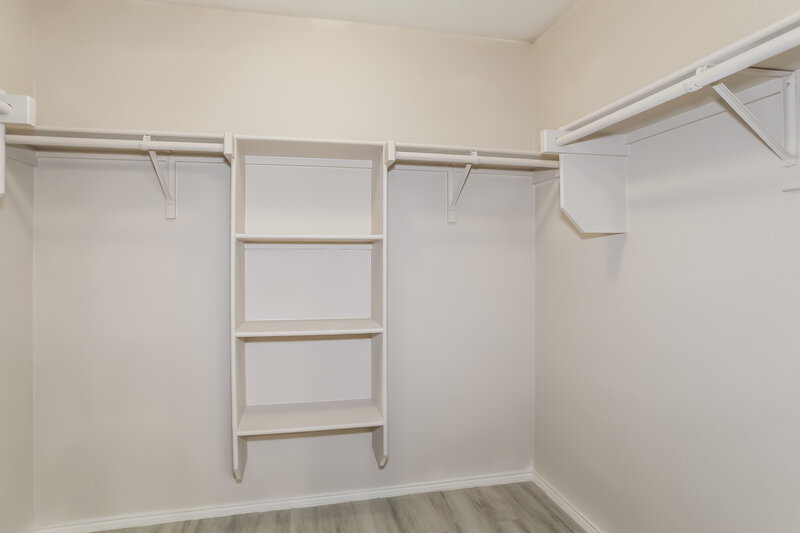 1,795/Mo, 1016 Fort Apache Dr Haslet, TX 76052 Walk In Closet View