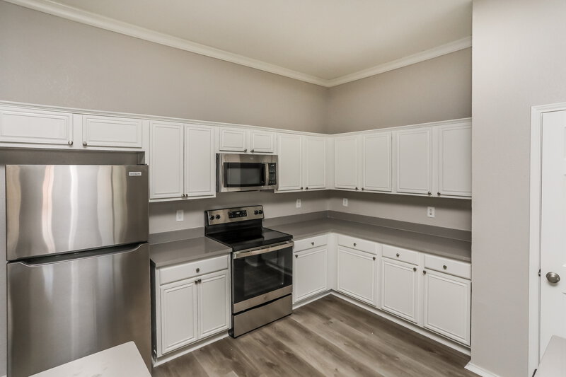 2,420/Mo, 721 S Highland Dr Cedar Hill, TX 75104 Kitchen View