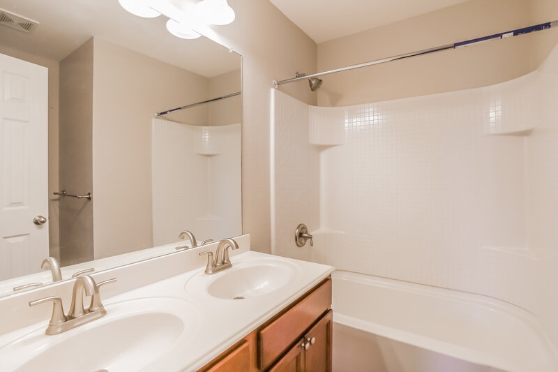 2,310/Mo, 58 Lantana Dr Fate, TX 75087 Bathroom View