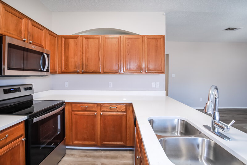 2,025/Mo, 321 Candlestick Trl Saginaw, TX 76179 Kitchen View 2