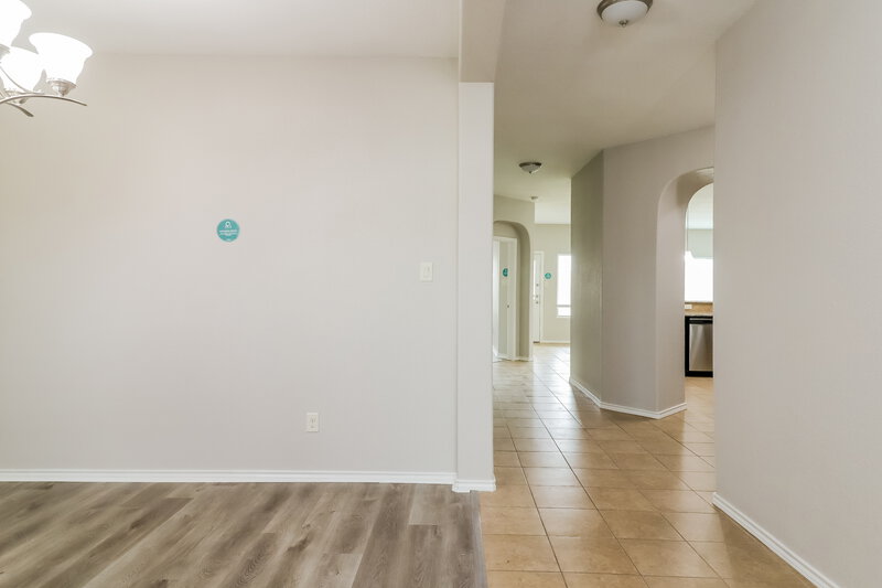 2,450/Mo, 4712 Elkhart Dr Crowley, TX 76036 Study View