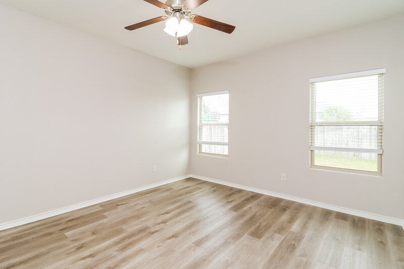 2,450/Mo, 4712 Elkhart Dr Crowley, TX 76036 Main Bedroom View 2