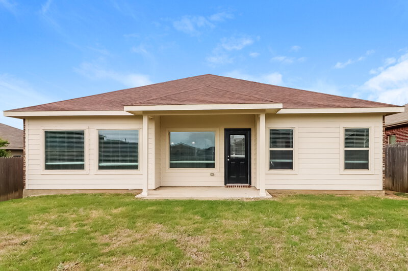 2,450/Mo, 4712 Elkhart Dr Crowley, TX 76036 Rear View