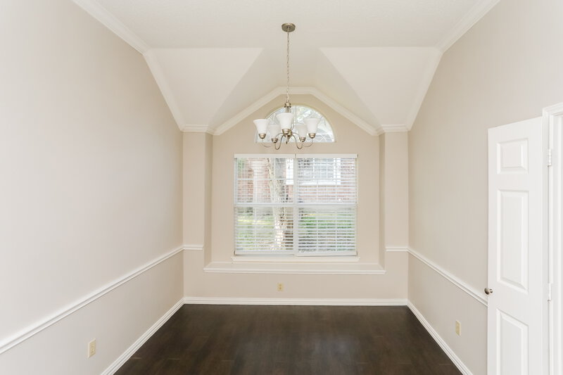 2,580/Mo, 701 Bridle Dr Desoto, TX 75115 Dining Room View 2