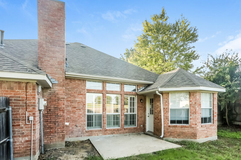 2,580/Mo, 701 Bridle Dr Desoto, TX 75115 Rear View