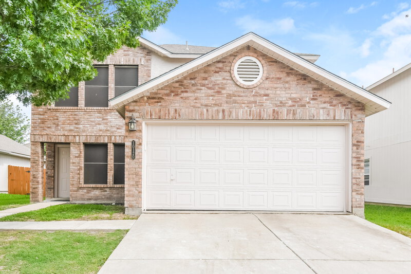 2,365/Mo, 10120 Chapel Glen Ter Fort Worth, TX 76116 External View