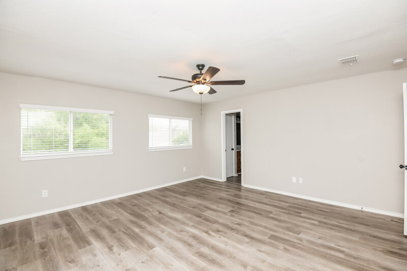 2,365/Mo, 10120 Chapel Glen Ter Fort Worth, TX 76116 Main Bedroom View 2