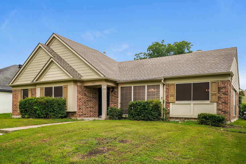 2,420/Mo, 505 Grady Ln Cedar Hill, TX 75104 Front View